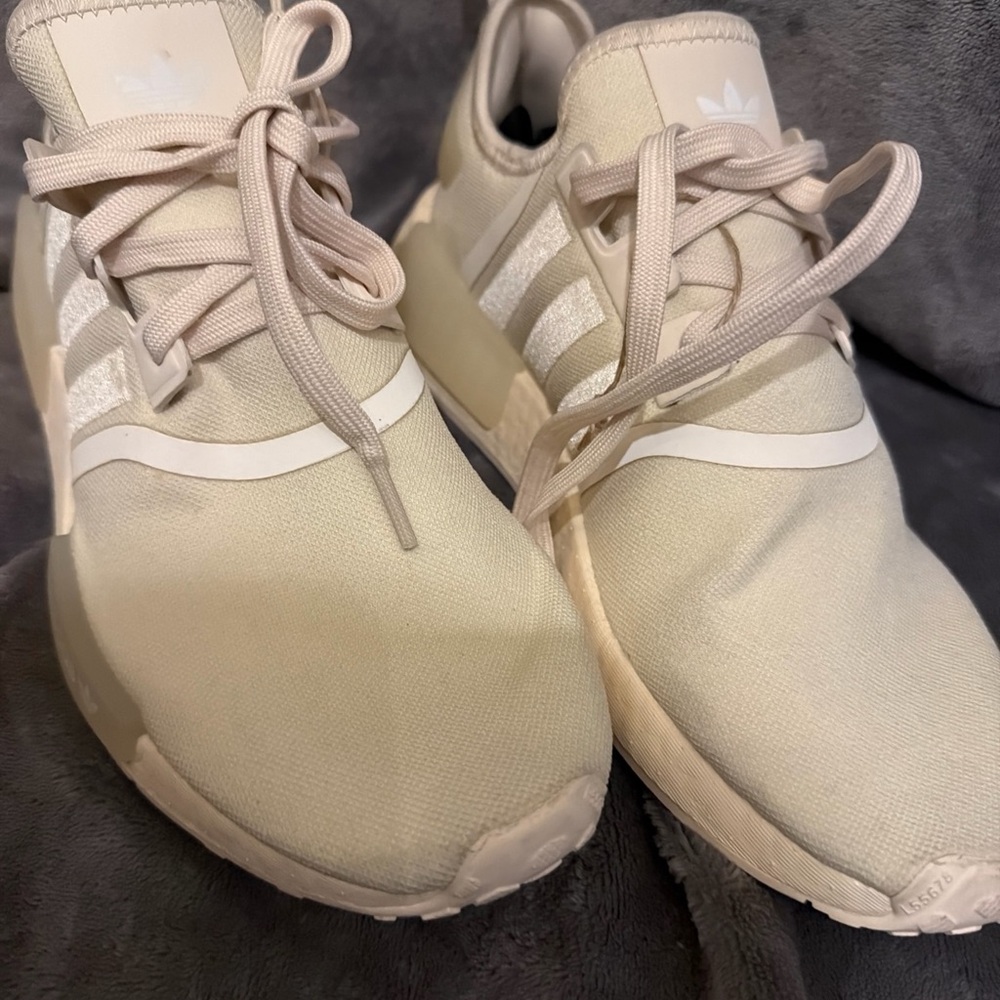 Adidas Off-White Sneakers - Picture 8 of 11